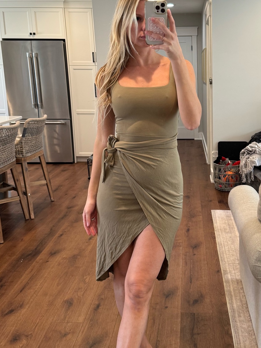 Aritzia- Wilfred Wrap Dress XS